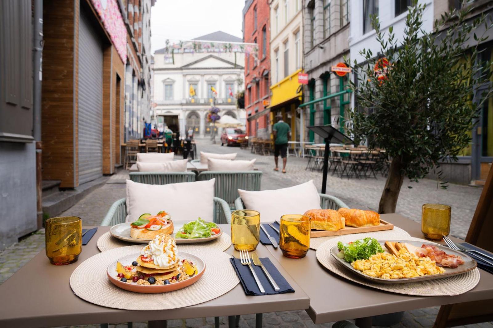 L'Olivier Hotel Mons Luaran gambar