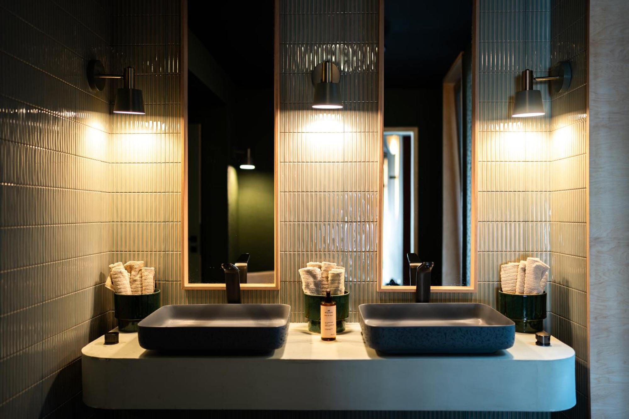 L'Olivier Hotel Mons Luaran gambar