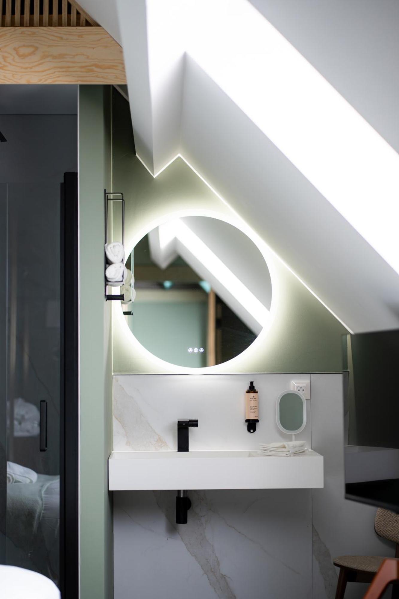 L'Olivier Hotel Mons Luaran gambar