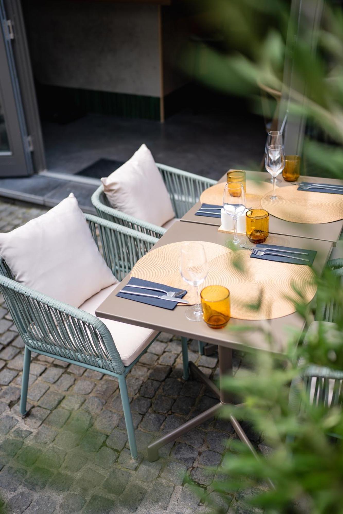 L'Olivier Hotel Mons Luaran gambar